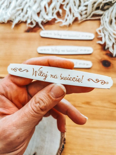 Witaj na świecie - TABLICZKA (4szt) 10cm/12cm/14cm (8 wzorów) - - - (urodziny, narodziny, roczek, chrzciny, chrzest)