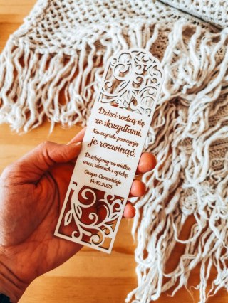 Zakładka (1szt) AŻUR 01 - Dzieci rodzą się ze skrzydłami - - - DZIEŃ NAUCZYCIELA zakładki do książki