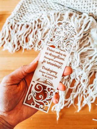 Zakładka (1szt) AŻUR 01 /KSIĄŻKA - Dzieci rodzą się ze skrzydłami - - - DZIEŃ NAUCZYCIELA zakładki do książki