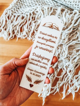 Zakładka (1szt) KSIĄŻKA - Dzieci rodzą się ze skrzydłami - - - DZIEŃ NAUCZYCIELA zakładki do książki