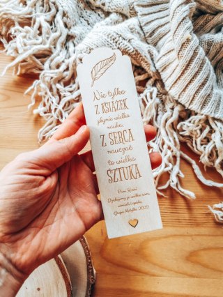 Zakładka (1szt) PIÓRO - Nie tylko z książek... - - - DZIEŃ NAUCZYCIELA zakładki do książki