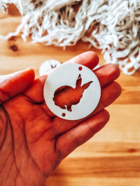 Zawieszka (5szt) 4,5cm - Zajączek 02 - - - (baza do anioła, aniołka, aniołek, koło)
