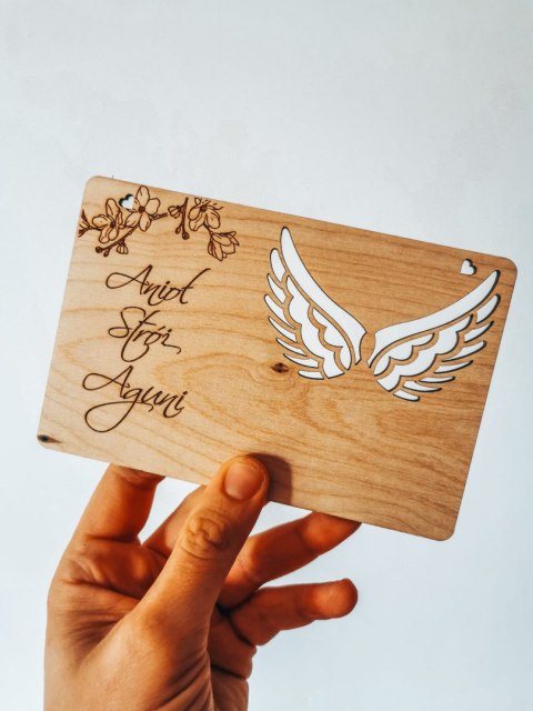 ANIOŁ STRÓŻ z imieniem - (1szt) tabliczka ze skrzydłami 9,5 x 14,5cm - DOWOLNY TEKST - - - (na aniołka podziękowanie, baza ze sk