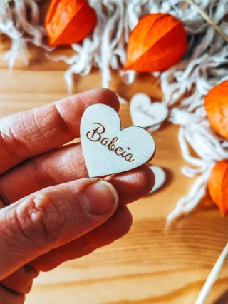 Babcia - SERCE (5szt) 3/4/5cm - - - (serduszka, serduszko, serca, Dzień Babci i Dziadka)