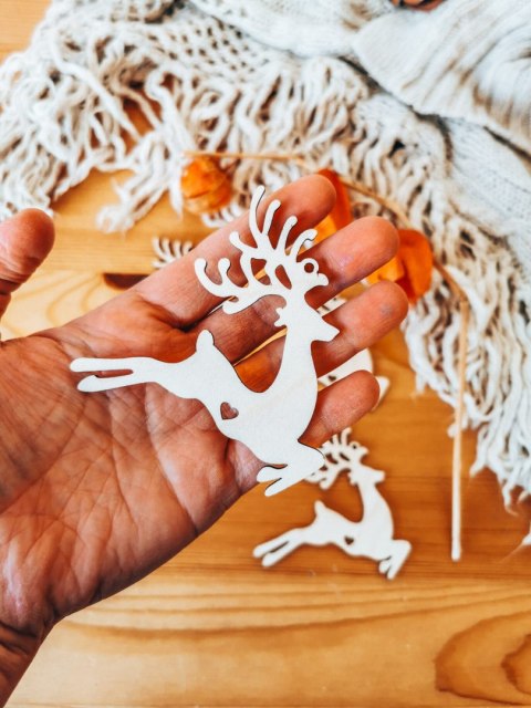 Bombka - RENIFER 01 (4szt) - - - ( baza do bombek z makramy, bombki bazy, jeleń)