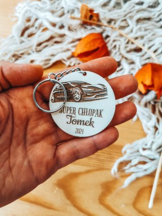 Dzień Chłopaka BRELOCZEK samochód 02 - 5cm (1szt) - z imieniem - - - (brelok)