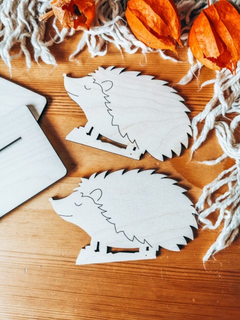 JEŻ 01 - figurka z podstawką (2szt) (10cm) - do ozdabiania