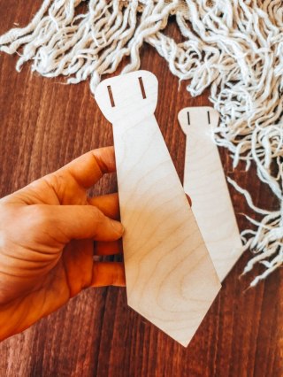 KRAWAT - CZYSTY (2szt) (19cm) - do ozdabiania