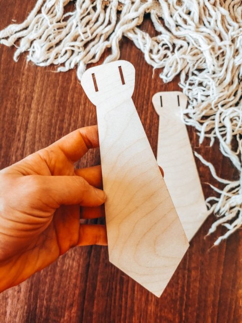 KRAWAT - CZYSTY (2szt) (19cm) - do ozdabiania