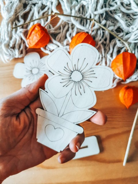 KWIATEK 03 - figurka z podstawką (2szt) (12cm) - do ozdabiania