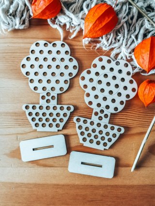 KWIATEK 04 - PRZEPLATANKA figurka z podstawką (2szt) (14cm) - do ozdabiania