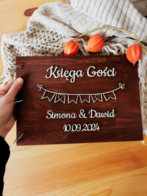 Księga Gości z drewnianą okładką - napis 3d - Girlanda - - - (album na zdjęcia)