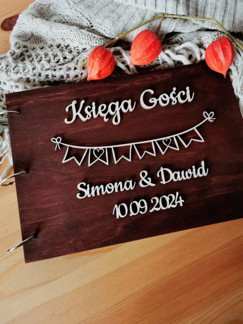 Księga Gości z drewnianą okładką - napis 3d - Girlanda - - - (album na zdjęcia)