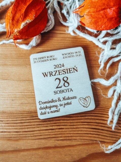 Magnes KALENDARZ 01 - DZIEŃ - - - (kartka z kalendarza)