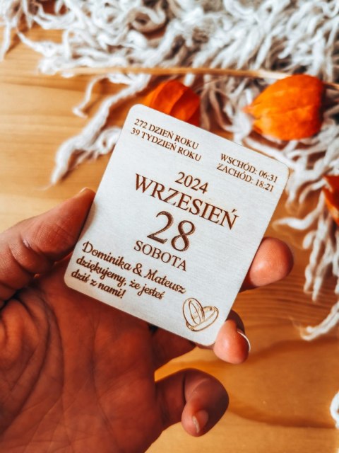 Magnes KALENDARZ 01 - DZIEŃ - - - (kartka z kalendarza)