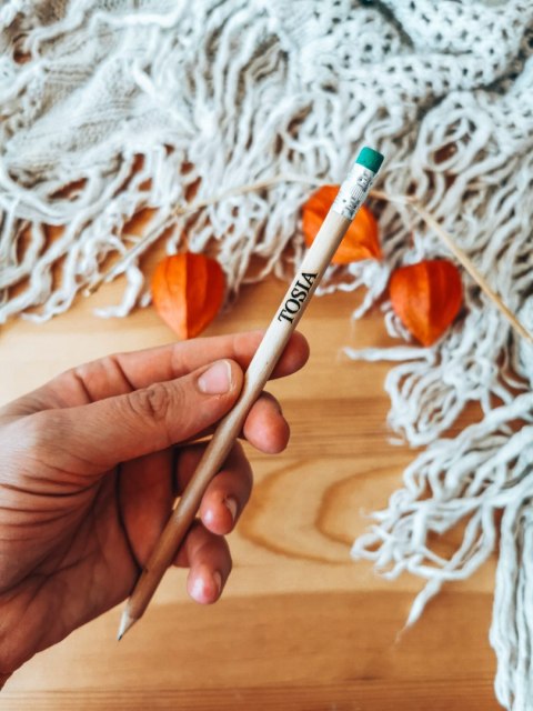 Ołówek z imieniem IMIENNY - - - (zakończenie koniec roku szkolnego przedszkola, podziękowanie)