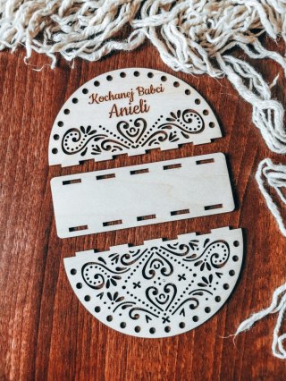 SERWETNIK baza - DZIEŃ BABCI ażurowy 01 (1szt) (14,5cm) - - - do ozdabiania