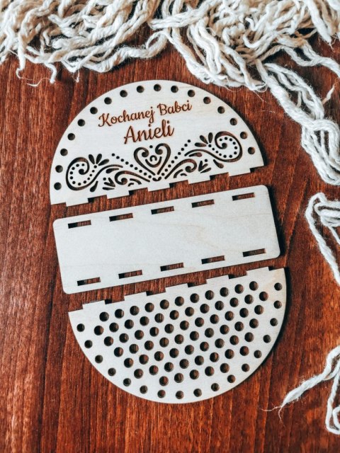 SERWETNIK baza - DZIEŃ BABCI przeplatanka (1szt) (14,5cm) - - - do ozdabiania