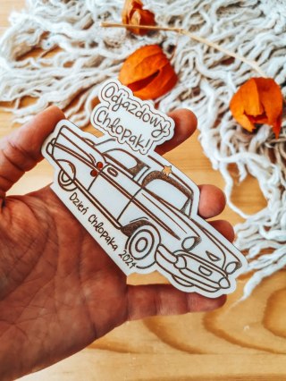 Tabliczka na lizaka - Odjazdowy Chłopak SAMOCHÓD (1szt) - z imieniem - - - (zawieszka, podstawka, Dzień Chłopaka)