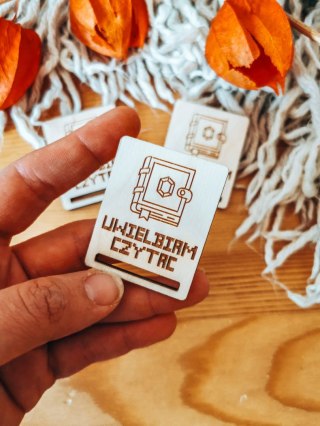 Uwielbiam Czytać KSIĄŻKA GRACZA - zakładka prostokąt 4x5cm (3szt) - - - (baza do zakładki do książki)