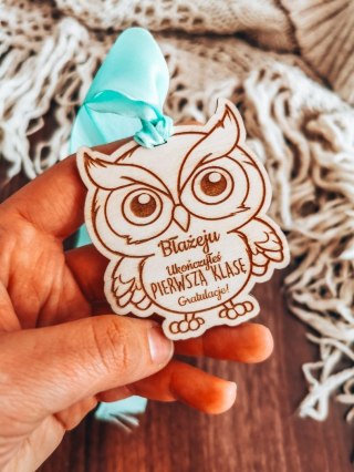 ZAKOŃCZENIE ROKU sowa 03 - medal 7cm (1szt) - z imieniem - - - (zawieszka, odznaka)