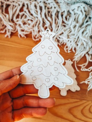 Zawieszka BAZA 10cm (2szt) - CHOINKA 02 - - - (do ozdabiania, do kolorowania, na choinkę)